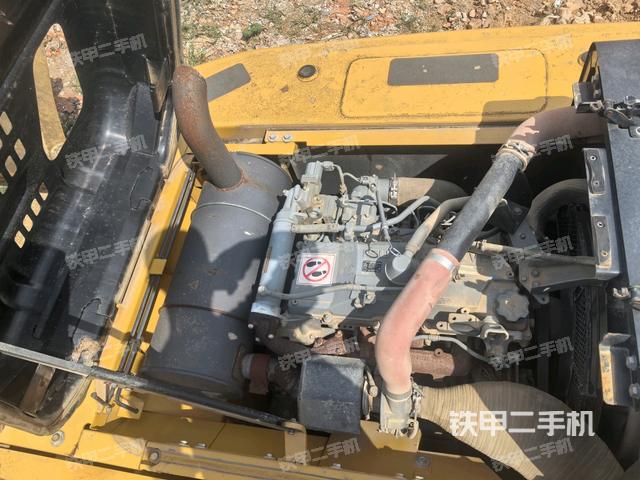 發(fā)動(dòng)機(jī)室(上車部件) 發(fā)動(dòng)機(jī)室(上車部件)
