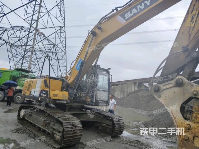 右前45(整機外觀) 右前45(整機外觀)