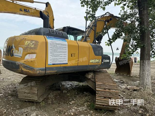 右后45(整機(jī)外觀) 右后45(整機(jī)外觀)