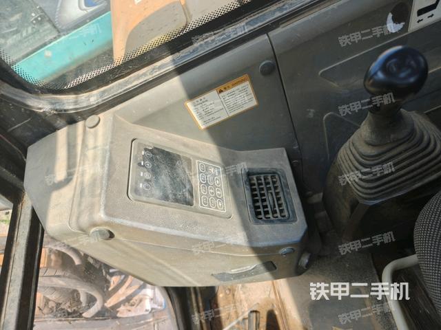 顯示屏?(駕駛室部分) 顯示屏?(駕駛室部分)