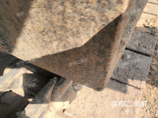 右側(cè)行走馬達(dá)蓋板(行走機(jī)構(gòu)) 右側(cè)行走馬達(dá)蓋板(行走機(jī)構(gòu))