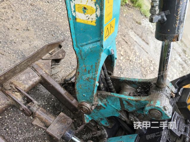 大臂根部?斜(工作和回轉(zhuǎn)裝置) 大臂根部?斜(工作和回轉(zhuǎn)裝置)