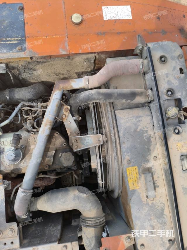 發(fā)動機(jī)整體俯視(整機(jī)外觀) 發(fā)動機(jī)整體俯視(整機(jī)外觀)