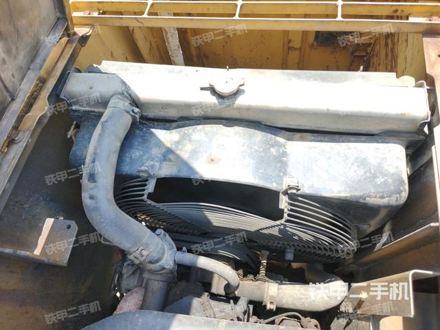 水箱+風(fēng)扇特寫(上車部件) 水箱+風(fēng)扇特寫(上車部件)
