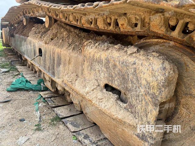 单侧履带整体（整机外观）