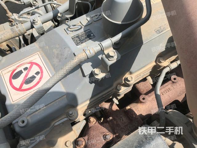 氣門室蓋螺絲特寫(上車部件) 氣門室蓋螺絲特寫(上車部件)