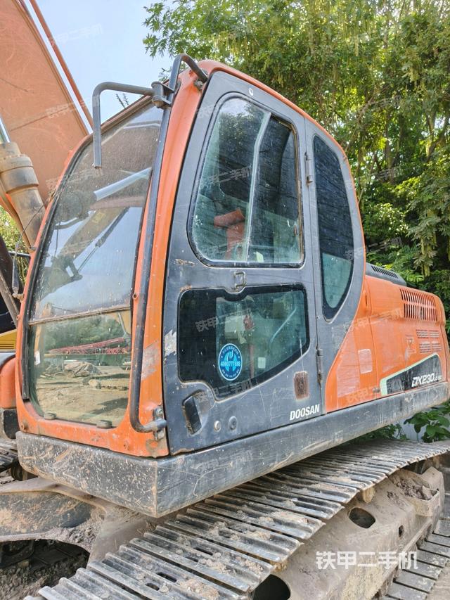 显示屏 （驾驶室部分）