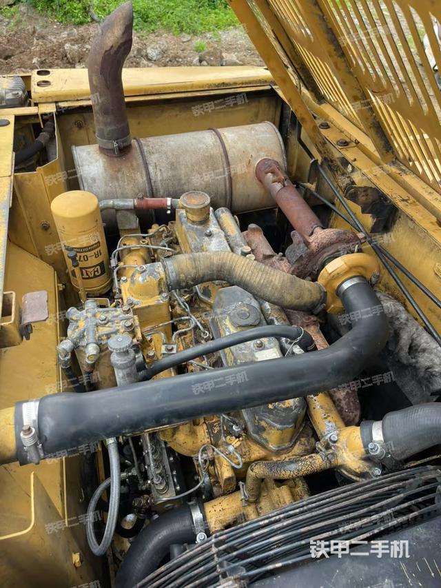 发动机整体俯视（整机外观）