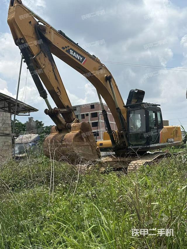 三一重工SY335C挖掘機(jī)