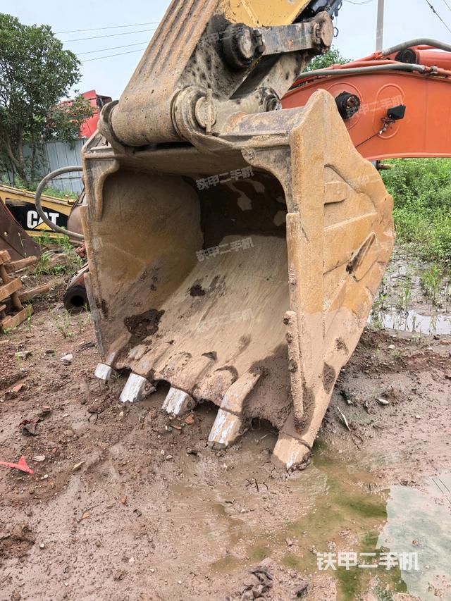 左托鏈輪和鏈筋(行走機構(gòu)) 左托鏈輪和鏈筋(行走機構(gòu))