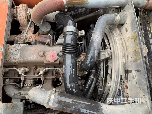 發(fā)動(dòng)機(jī)整體俯視(整機(jī)外觀) 發(fā)動(dòng)機(jī)整體俯視(整機(jī)外觀)