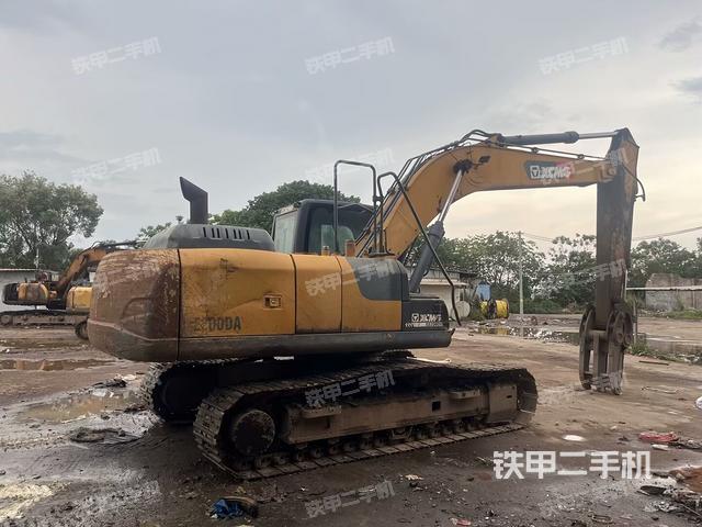 右前45(整機(jī)外觀) 右前45(整機(jī)外觀)