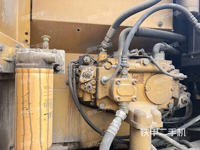 液壓泵斜45?左（大件艙室）