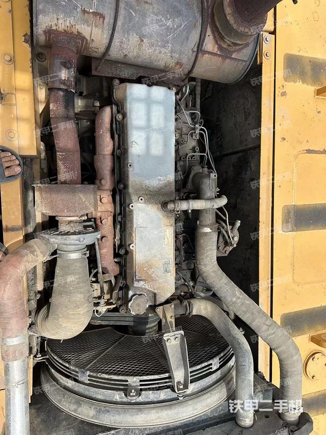 水箱+風(fēng)扇特寫(上車部件) 水箱+風(fēng)扇特寫(上車部件)