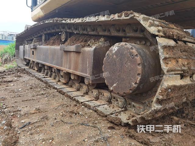 右驅(qū)動(dòng)輪(行走機(jī)構(gòu)) 右驅(qū)動(dòng)輪(行走機(jī)構(gòu))