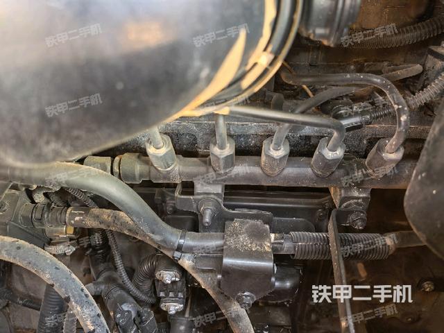 发动机(设备外观及核心部件) 发动机(设备外观及核心部件)