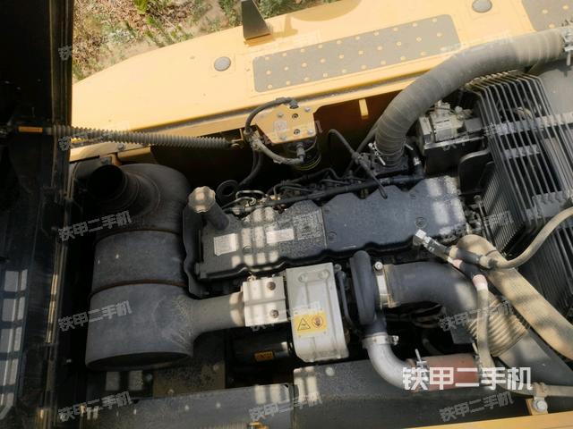 发动机整体俯视(整机外观) 发动机整体俯视(整机外观)