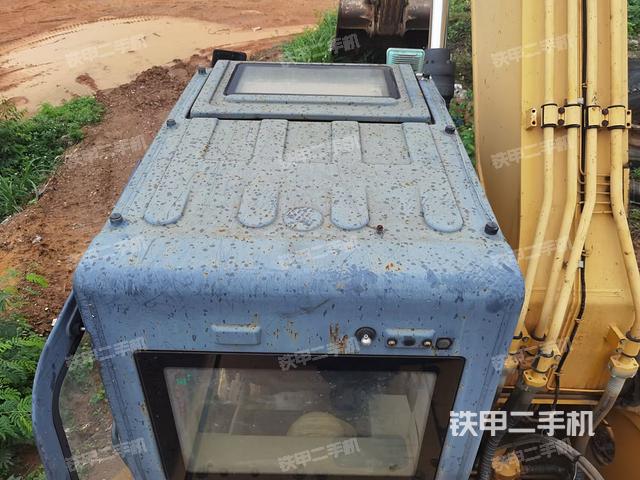 駕駛室頂部俯視(上車部件) 駕駛室頂部俯視(上車部件)