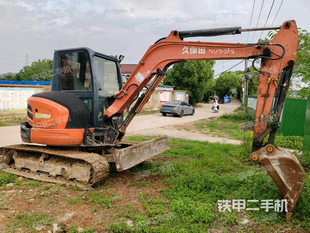 右后45(整機(jī)外觀) 右后45(整機(jī)外觀)