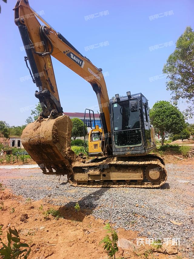 發(fā)動(dòng)機(jī)整體俯視（整機(jī)外觀）