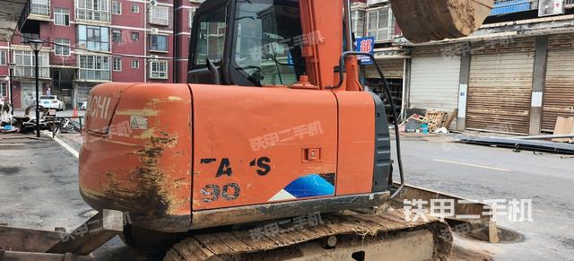 整机右后45°(整机外观) 整机右后45°(整机外观)