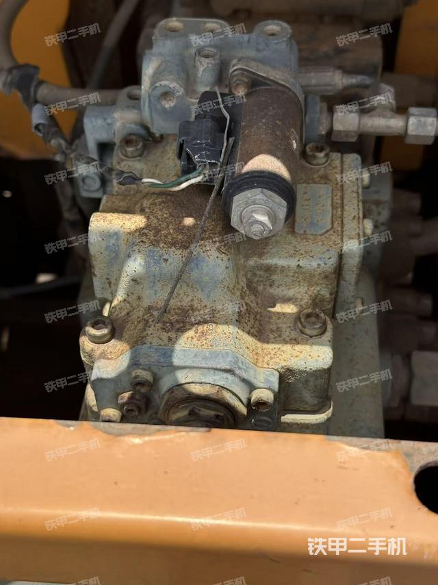 液壓泵室(大件艙室) 液壓泵室(大件艙室)