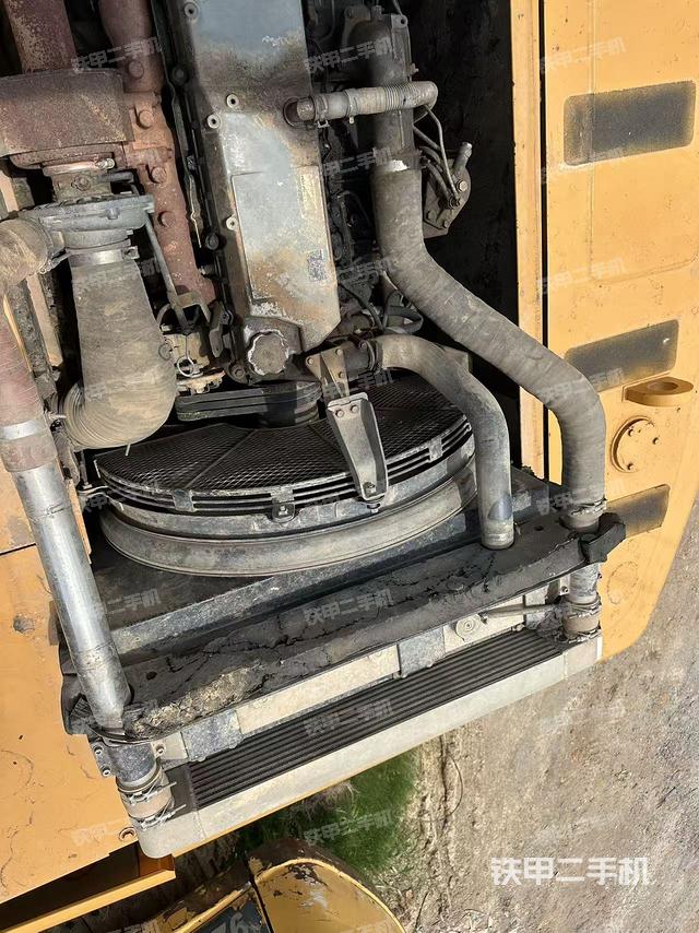 發(fā)動機室(上車部件) 發(fā)動機室(上車部件)