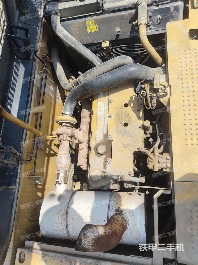 发动机整体俯视(整机外观) 发动机整体俯视(整机外观)