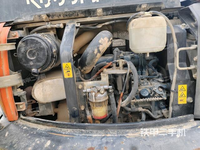 發(fā)動機(jī)室(上車部件) 發(fā)動機(jī)室(上車部件)