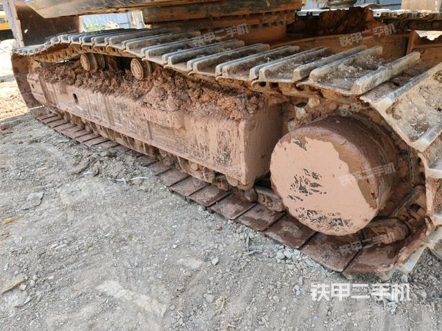 右驅(qū)動輪(行走機(jī)構(gòu)) 右驅(qū)動輪(行走機(jī)構(gòu))