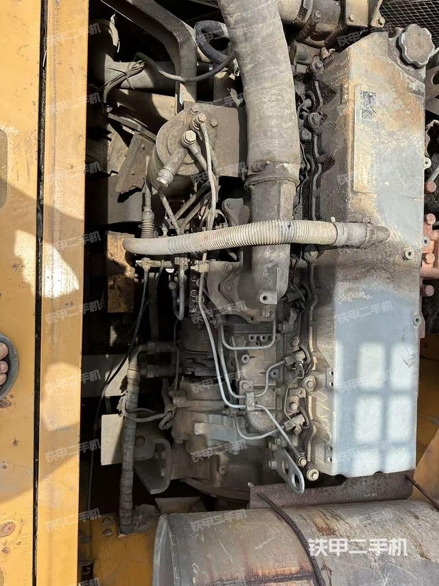 氣門室蓋螺絲特寫(上車部件) 氣門室蓋螺絲特寫(上車部件)