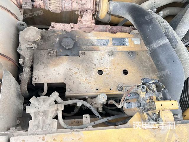 氣門室蓋螺絲特寫（上車部件）