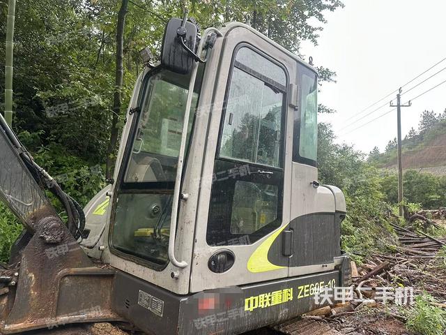 中聯(lián)重科ZE60E-10挖掘機(jī)