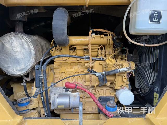 发动机整体俯视（整机外观）