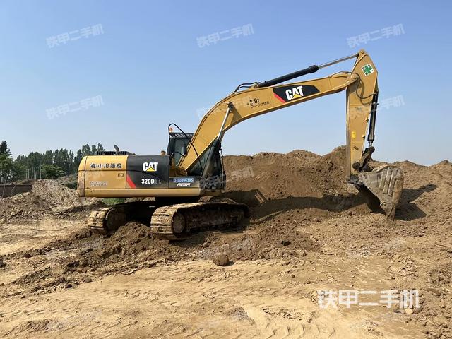 整機右后45°(整機外觀) 整機右后45°(整機外觀)
