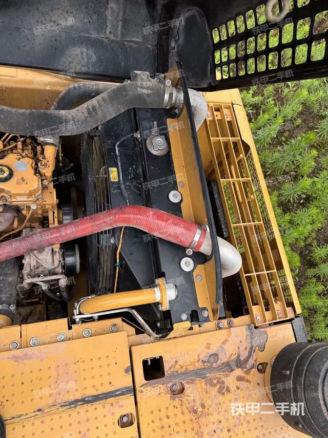 水箱+风扇特写(上车部件) 水箱+风扇特写(上车部件)