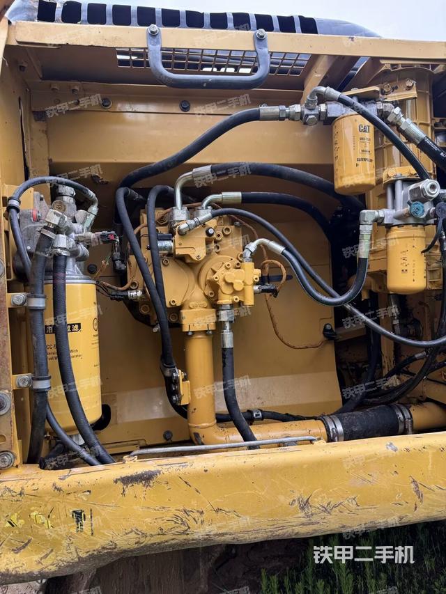 液压泵斜45 左(大件舱室) 液压泵斜45 左(大件舱室)