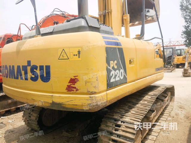 整机右后45°(整机外观) 整机右后45°(整机外观)