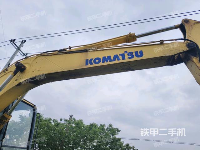 大臂整體?右側(cè)(工作和回轉(zhuǎn)裝置) 大臂整體?右側(cè)(工作和回轉(zhuǎn)裝置)