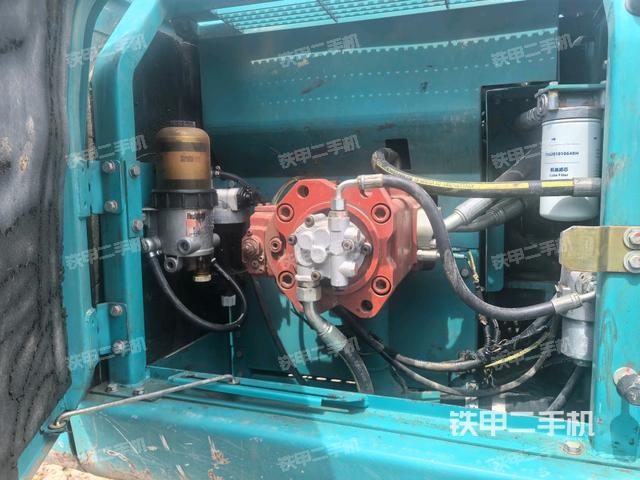 液压泵室（大件舱室）