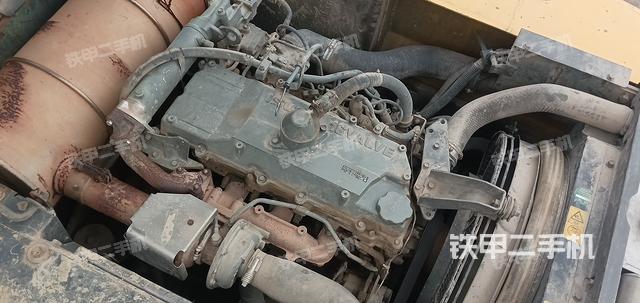 發(fā)動(dòng)機(jī)整體俯視(整機(jī)外觀) 發(fā)動(dòng)機(jī)整體俯視(整機(jī)外觀)