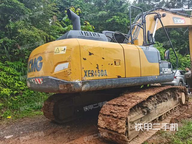 整機(jī)右后45°(整機(jī)外觀) 整機(jī)右后45°(整機(jī)外觀)