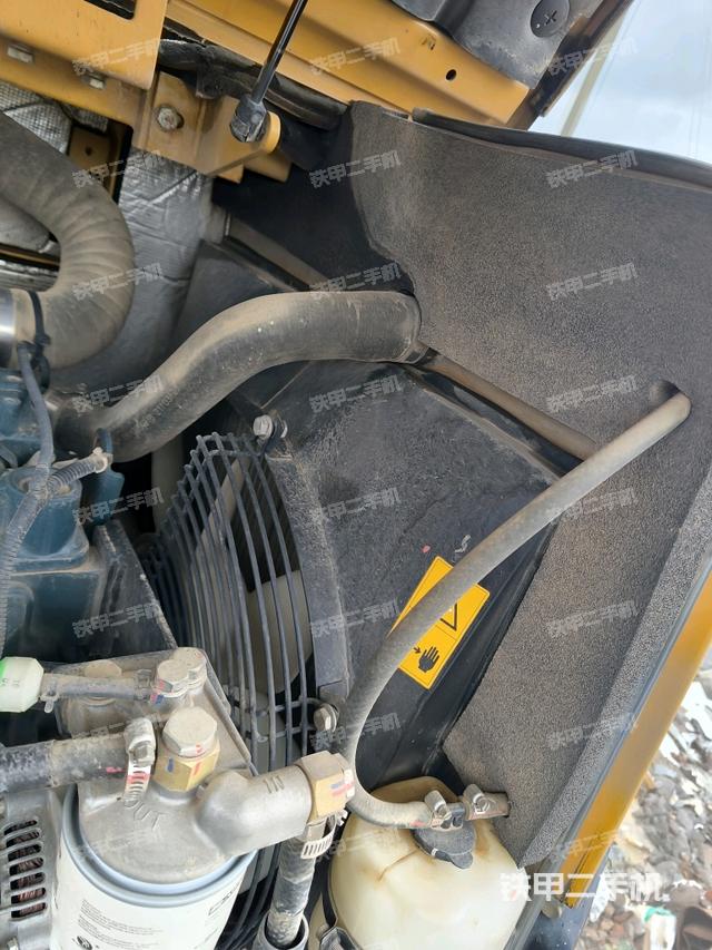 水箱+風扇特寫(上車部件) 水箱+風扇特寫(上車部件)