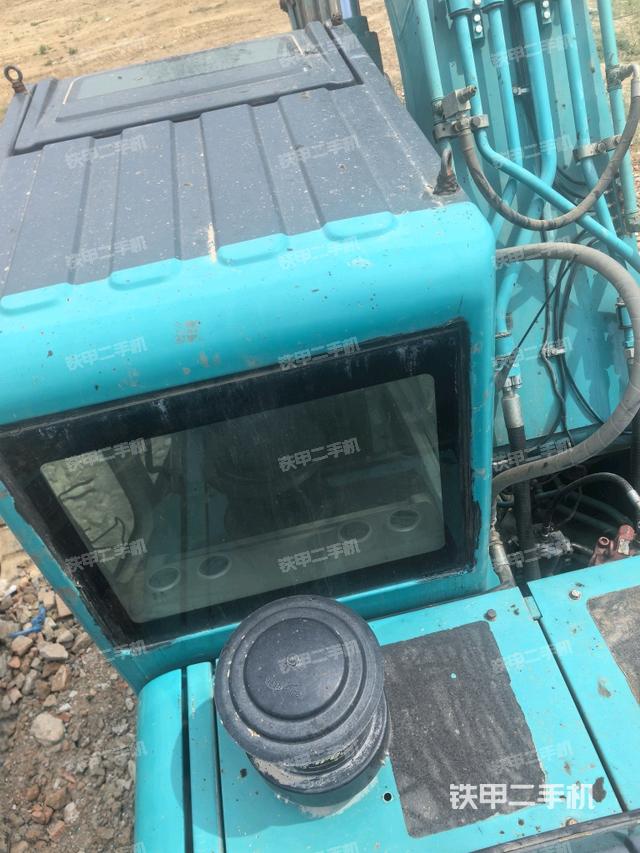 驾驶室顶部俯视（上车部件）