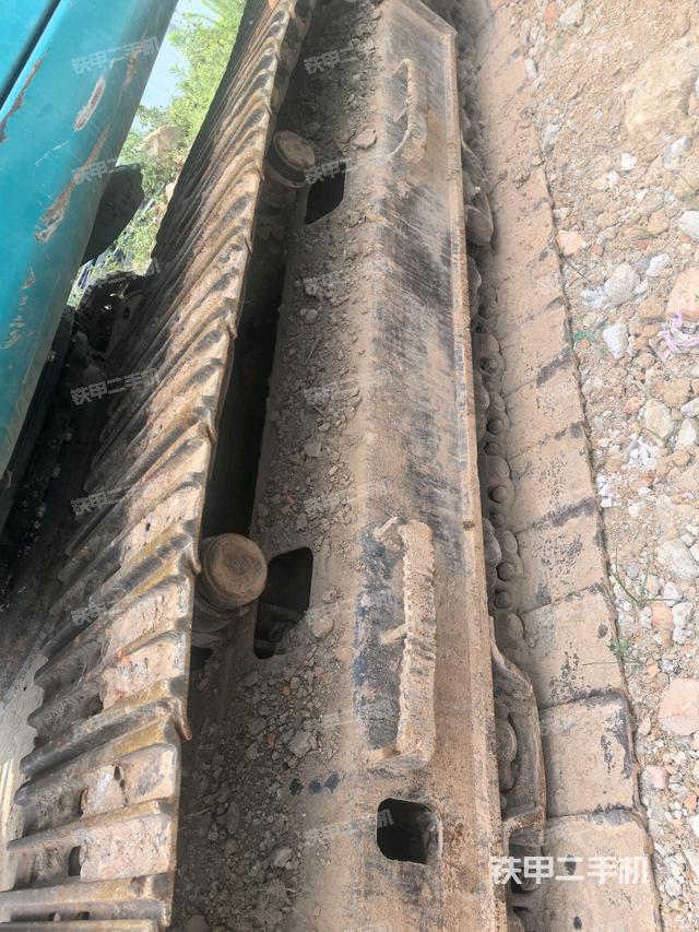 右侧行走马达盖板（行走机构）