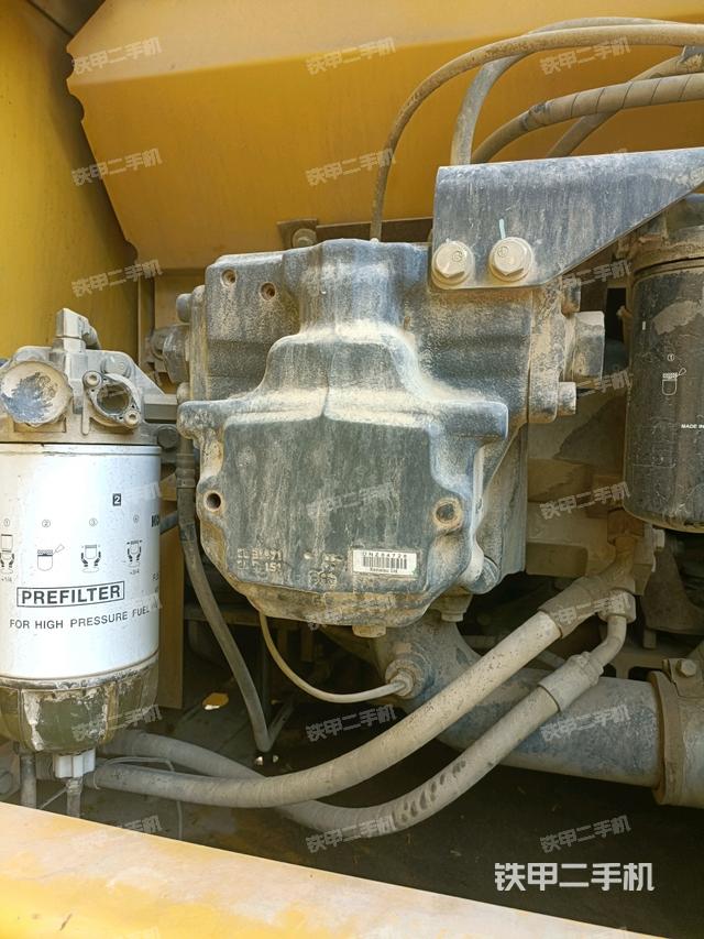 液壓泵斜45?左(大件艙室) 液壓泵斜45?左(大件艙室)