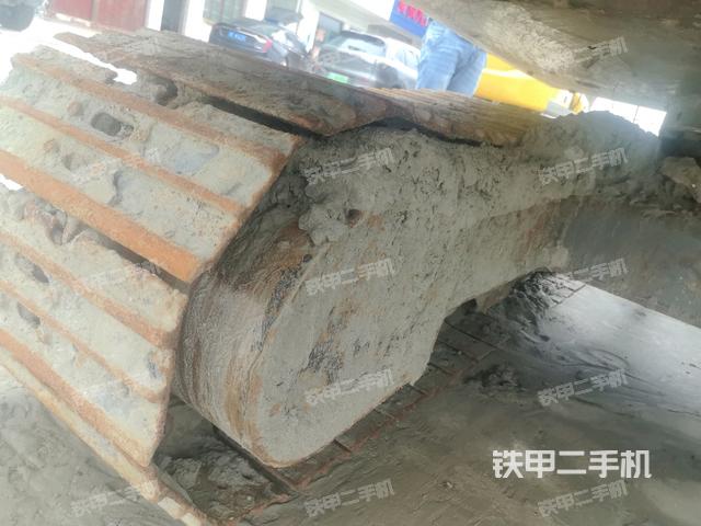 左側(cè)行走馬達(dá)蓋板(行走機構(gòu)) 左側(cè)行走馬達(dá)蓋板(行走機構(gòu))