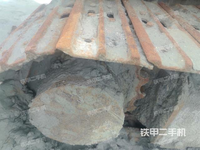 右驅(qū)動輪(行走機構(gòu)) 右驅(qū)動輪(行走機構(gòu))