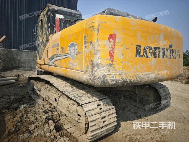 龍工LG6235挖掘機(jī)