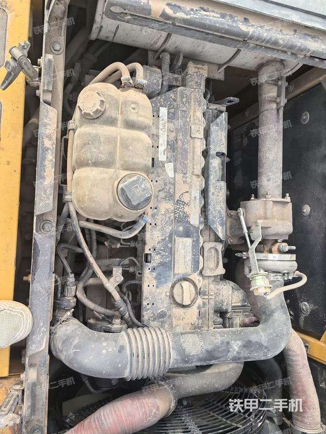 發(fā)動(dòng)機(jī)整體俯視（整機(jī)外觀）